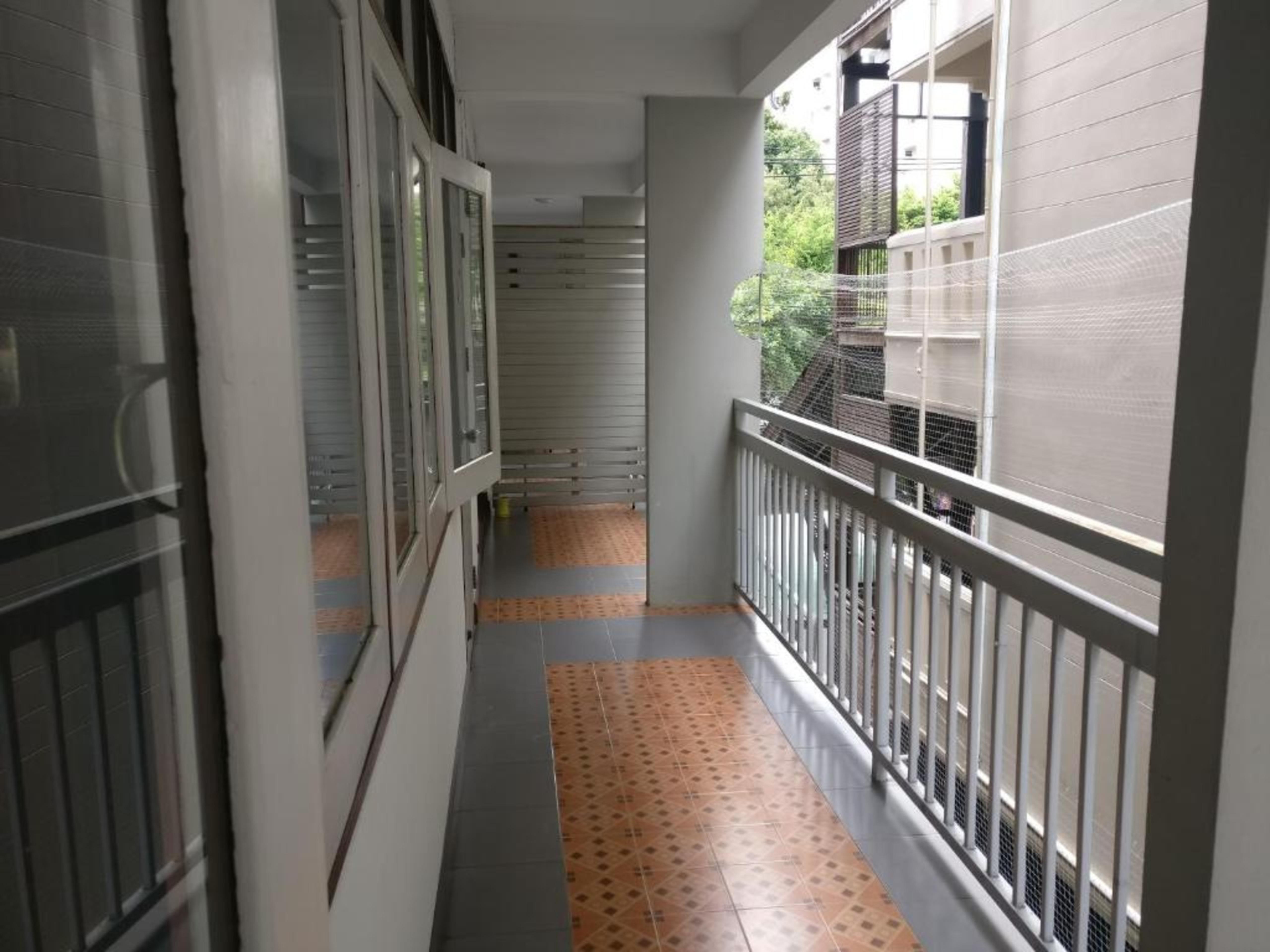 Marhaba House Hotell Chiang Mai Exteriör bild