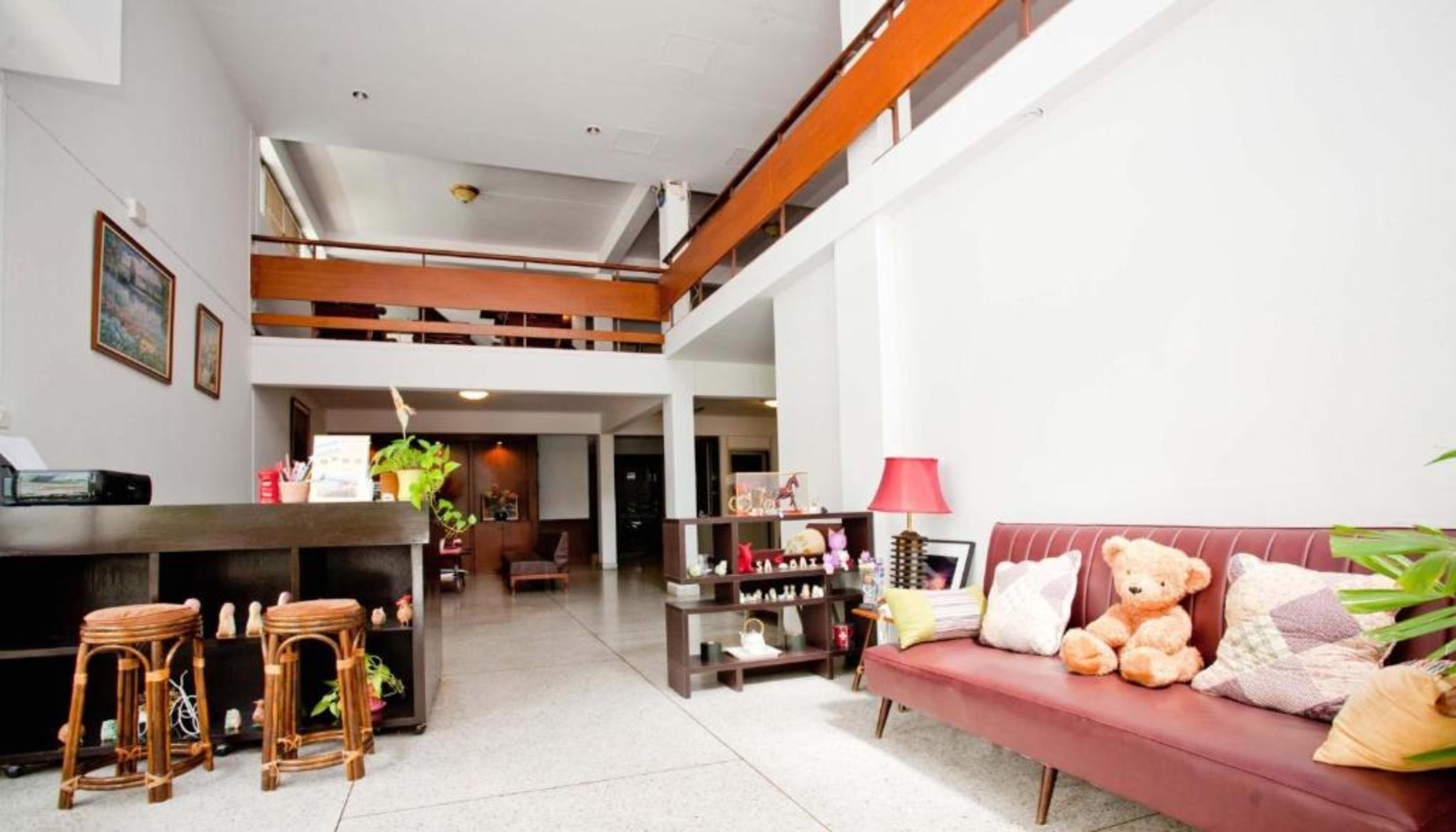Marhaba House Hotell Chiang Mai Exteriör bild